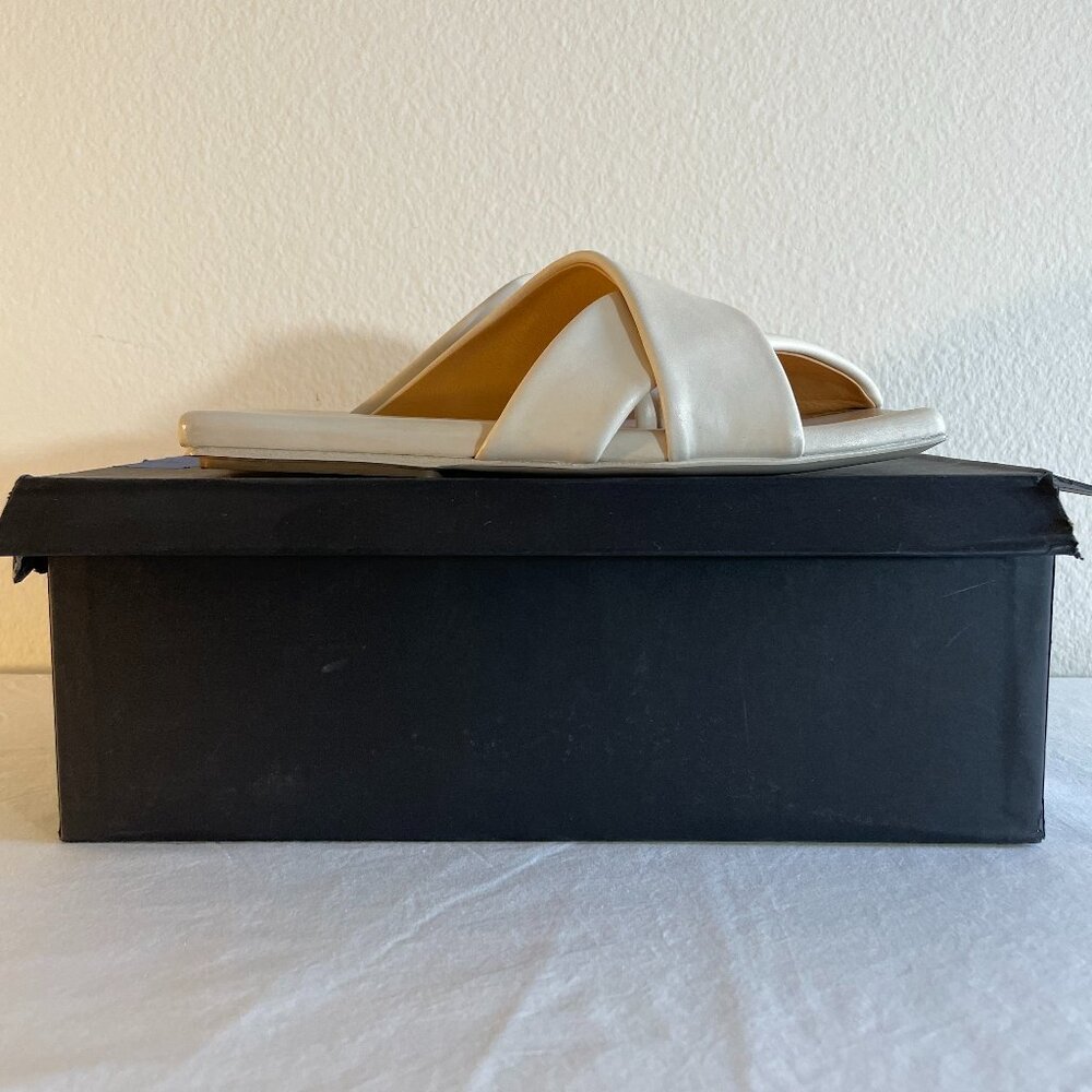 New Marsèll Flat Leather Slides Ivory Calfskin Leather Size IT 37 US 7 - Picture 9 of 10